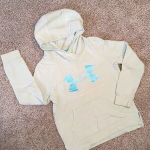 Girl's Under Armour Hoodie (Size Medium)